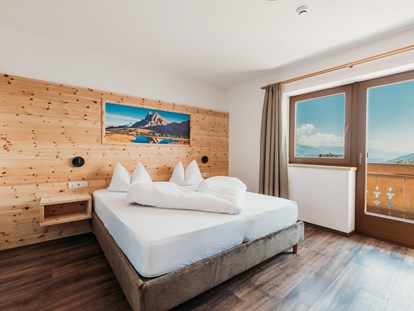 Pensionen - Skiverleih - Italien - Doppelzimmer mit Panoramablick.  - Pension Sonnenhof