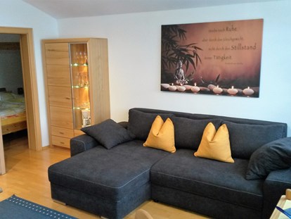 Pensionen - Umgebungsschwerpunkt: Fluss - Salzburg - Doppelschlafcouch / Wohnzimmer .... Appartement"2"  - Haus Heidi