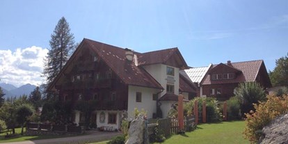 Pensionen - Garten - Steiermark - herrlicher Sonnentag - Bio-Bauernhof Simonbauer