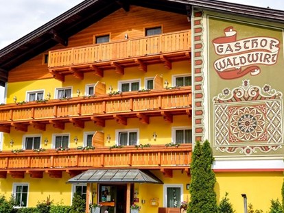 Pensionen - Parkplatz: gebührenpflichtig in Gehweite - Schladming - Gasthof Waldwirt in Russbach, Urlaub im Salzburger Land - Gasthof Waldwirt