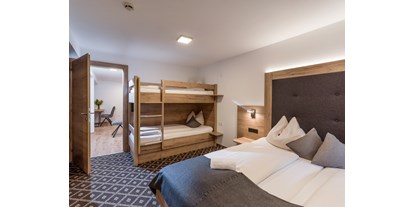 Pensionen - Radweg - Tiroler Unterland - vier Bett Zimmer App. Kaiserblick  - Gasthof Schöntal