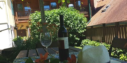 Pensionen - Bad Blumau - Relaxen, Wein und Ruhe genießen in unser 100 jährigen Weinlaube - Landhaus FühlDichWohl