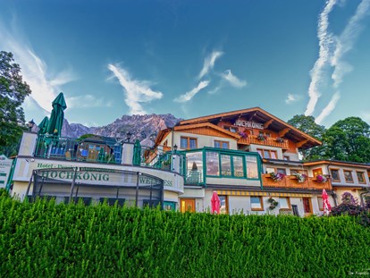 Pensionen - Skiverleih - Aussenansicht im Sommer - Hotel Appartement Hochkönig