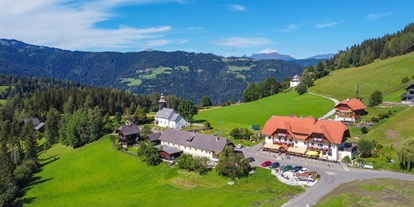 Pensionen - WLAN - Steiermark - Der Alpengasthof Moser mit seiner Umgebung - Alpengasthof Moser