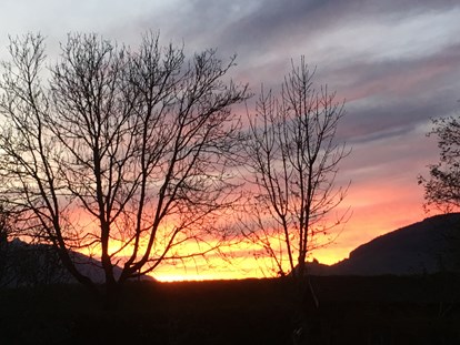 Pensionen - Österreich - Sonnenuntergang - Blick in den Oberpinzgau - Sportpension Thayer