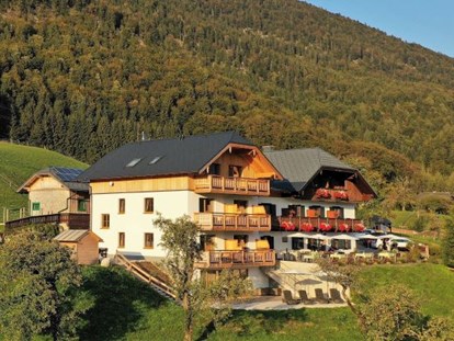 Pensionen - Terrasse - Österreich - Stammhaus mit Neubau - Urlaub am Altroiterhof