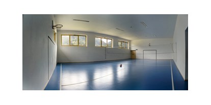 Pensionen - Garage für Zweiräder - Pinzgau - Sporthalle  - Bio-Pension Vorderlengau 
