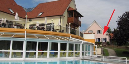 Pensionen - Umgebungsschwerpunkt: Berg - Steiermark - Apartment mit Blick zum Sportbecken - Ferienapartment  im Biodorf Bad Waltersdorf