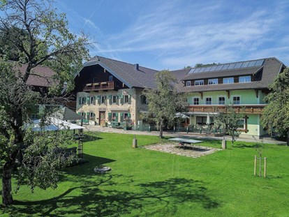 Pensionen - Umgebungsschwerpunkt: See - Salzburg - Blick auf unsere Pension - Pension Fischerhof