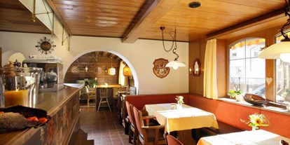 Pensionen - Umgebungsschwerpunkt: Fluss - Tirol - Gaststube  - Cafe Pension Koller